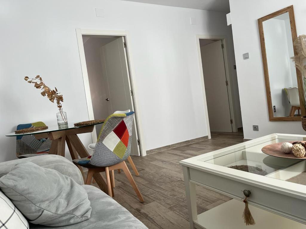 Ciudad Jardin Cuarta Planta Sin Ascensor Appartement